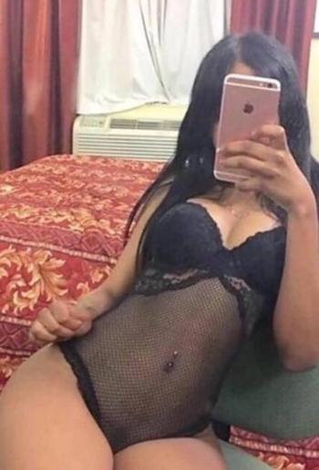 Valerie, 21 Mixed female escort, Brampton